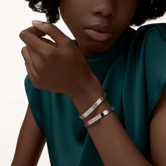 Cartier LOVE bracelet,single-screw closure, classic model